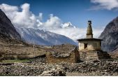 choerten_vor_ganesh_himal_1.jpg